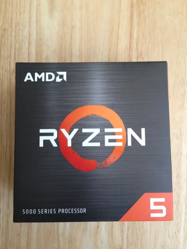 AMD Ryzen 5 5600X sAM4 6 Cores (3,7GHz 32Mo) Boîte